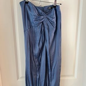 Zara maxi skirt size small